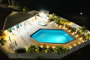 126 Sandstone Cir, Venice, FL 34293 - Photo 45