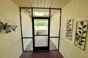 126 Sandstone Cir, Venice, FL 34293 - Photo 13