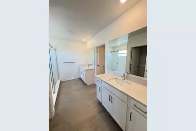 7032 119th Court E, Palmetto, FL 34221 - Photo 9