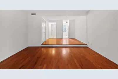 7505 Pitch Pine Circle #119, Tampa, FL 33617 - Photo 9