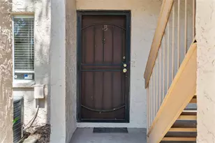 7505 Pitch Pine Cir, Tampa, FL 33617 - Photo 3