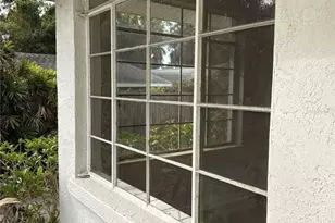 1931 Edgewater Dr, Sarasota, FL 34234 - Photo 9