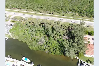 10005 W Manatee Avenue W, Bradenton, FL 34209 - Photo 9