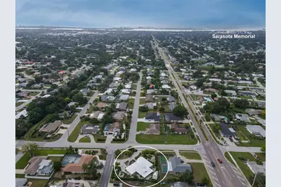 3205 Bougainvillea Street, Sarasota, FL 34239 - Photo 27