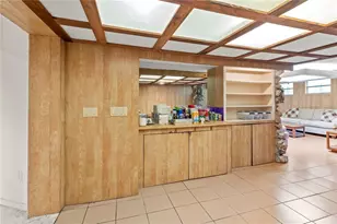 3205 Bougainvillea St, Sarasota, FL 34239 - Photo 17