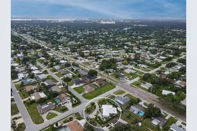 3205 Bougainvillea Street, Sarasota, FL 34239 - Photo 25