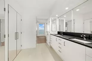 1135 Gulf of Mexico Dr, Longboat Key, FL 34228 - Photo 15