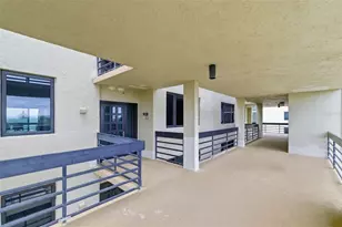 1135 Gulf of Mexico Dr, Longboat Key, FL 34228 - Photo 31