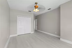 8134 Santa Rosa Ct, Sarasota, FL 34243 - Photo 37