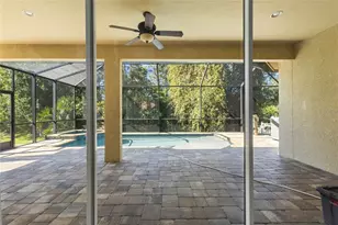 8134 Santa Rosa Ct, Sarasota, FL 34243 - Photo 23