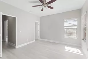 8134 Santa Rosa Ct, Sarasota, FL 34243 - Photo 43
