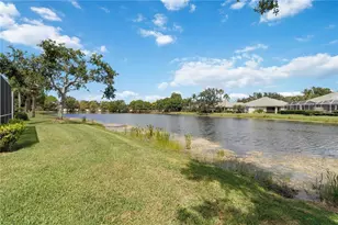 4939 Lakescene Pl, Sarasota, FL 34243 - Photo 9