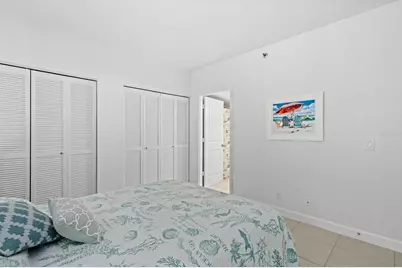 1065 Gulf Of Mexico Drive #402, Longboat Key, FL 34228 - Photo 23