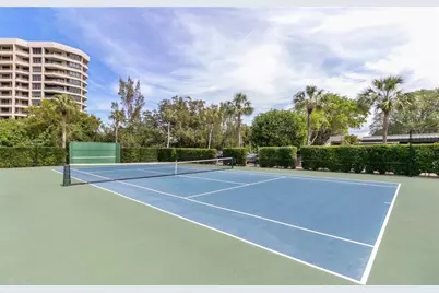1065 Gulf Of Mexico Drive #402, Longboat Key, FL 34228 - Photo 35