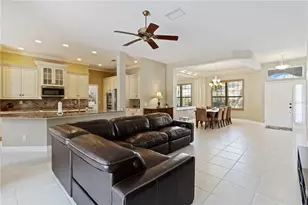 343 Londonderry Dr, Sarasota, FL 34240 - Photo 11