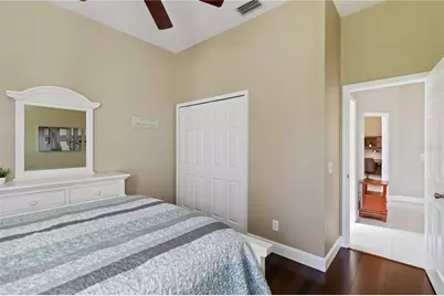 343 Londonderry Drive, Sarasota, FL 34240 - Photo 37