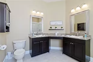 343 Londonderry Dr, Sarasota, FL 34240 - Photo 31