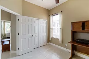 343 Londonderry Dr, Sarasota, FL 34240 - Photo 23