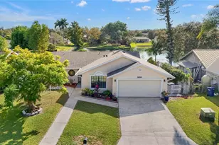 2816 34th Ave Dr E, Bradenton, FL 34208 - Photo 1
