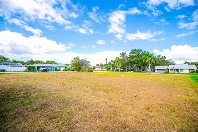 2110 Sandrala Drive, Sarasota, FL 34231 - Photo 17