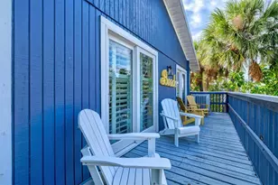 8106 Gulf Dr, Holmes Beach, FL 34217 - Photo 29