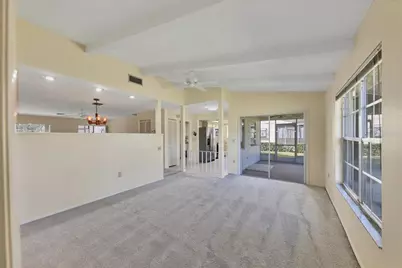 4223 Oakhurst Circle E #3025, Sarasota, FL 34233 - Photo 21