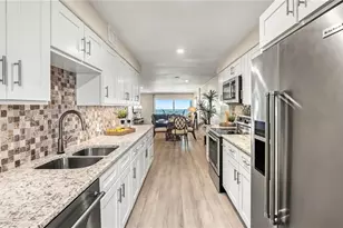 20 Whispering Sands Dr, Sarasota, FL 34242 - Photo 7