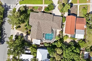 942 Virginia Dr, Sarasota, FL 34234 - Photo 39