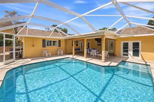 942 Virginia Dr, Sarasota, FL 34234 - Photo 31