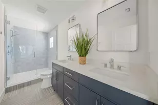 518 74th St, Holmes Beach, FL 34217 - Photo 21