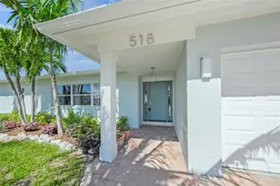 518 74th St, Holmes Beach, FL 34217 - Photo 5