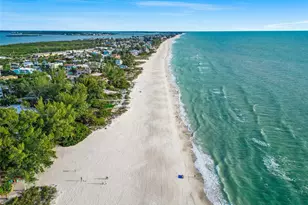 518 74th St, Holmes Beach, FL 34217 - Photo 37