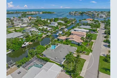 518 74th Street, Holmes Beach, FL 34217 - Photo 1