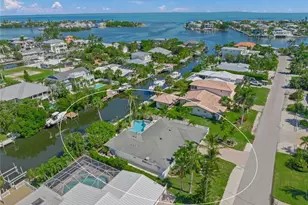 518 74th St, Holmes Beach, FL 34217 - Photo 1