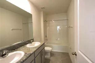 3238 Hilltop Cir, Bradenton, FL 34211 - Photo 15