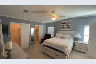 165 Lakeview Drive, Palmetto, FL 34221 - Photo 17