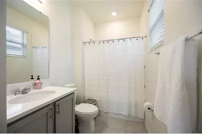 3419 74th Avenue Circle E, Sarasota, FL 34243 - Photo 37