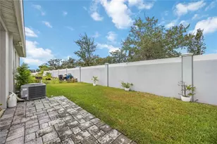 3419 74th Ave Cir E, Sarasota, FL 34243 - Photo 39