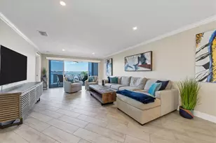 37 Sunset Dr, Sarasota, FL 34236 - Photo 3