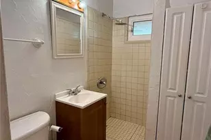 205 NE Martin Dr NE, Port Charlotte, FL 33952 - Photo 23