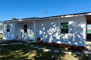 205 NE Martin Dr NE, Port Charlotte, FL 33952 - Photo 3