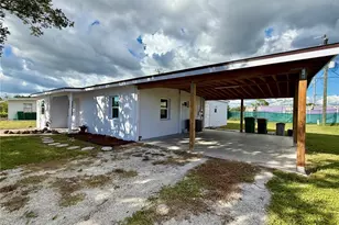 205 NE Martin Dr NE, Port Charlotte, FL 33952 - Photo 7