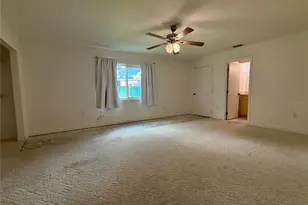 205 NE Martin Dr NE, Port Charlotte, FL 33952 - Photo 37