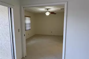 7030 W Country Club Dr N, Sarasota, FL 34243 - Photo 27