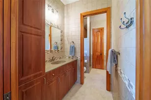 1930 Bayshore Dr, Englewood, FL 34223 - Photo 57