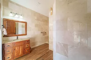 1930 Bayshore Dr, Englewood, FL 34223 - Photo 47