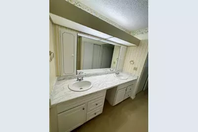 2671 Greenbelt Yard #N2, Sarasota, FL 34235 - Photo 15