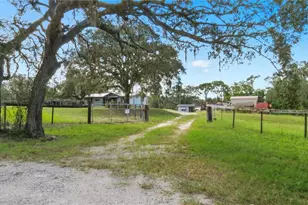 16736 Dalberg Dr, Spring Hill, FL 34610 - Photo 21