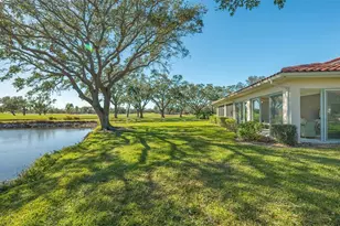 7320 Golf Pointe Cir, Sarasota, FL 34243 - Photo 45