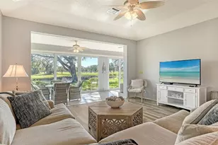 7320 Golf Pointe Cir, Sarasota, FL 34243 - Photo 15